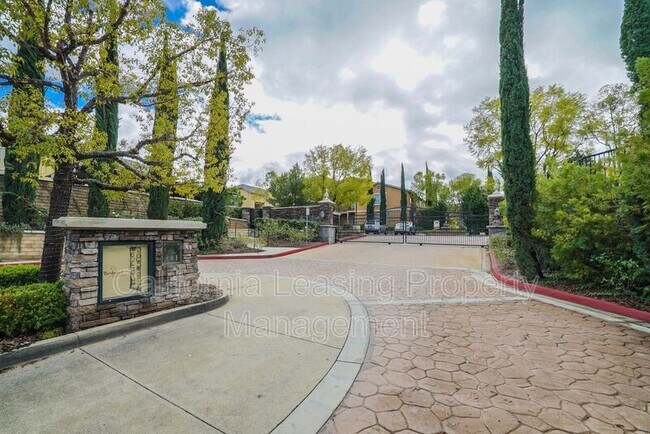 Building Photo - 20000 Plum Canyon Rd
