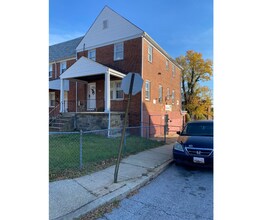Building Photo - 823 N Woodington Rd