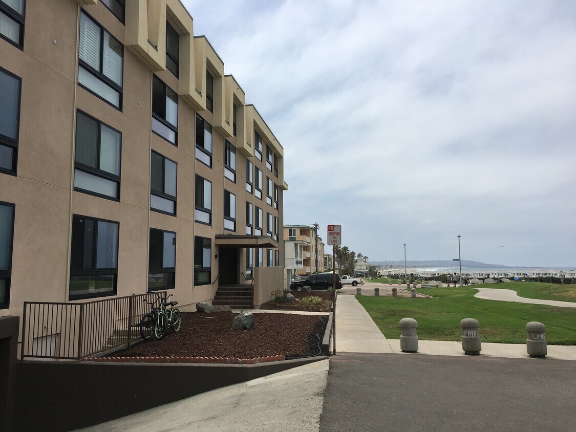 Primary Photo - Beach Front Complex!!