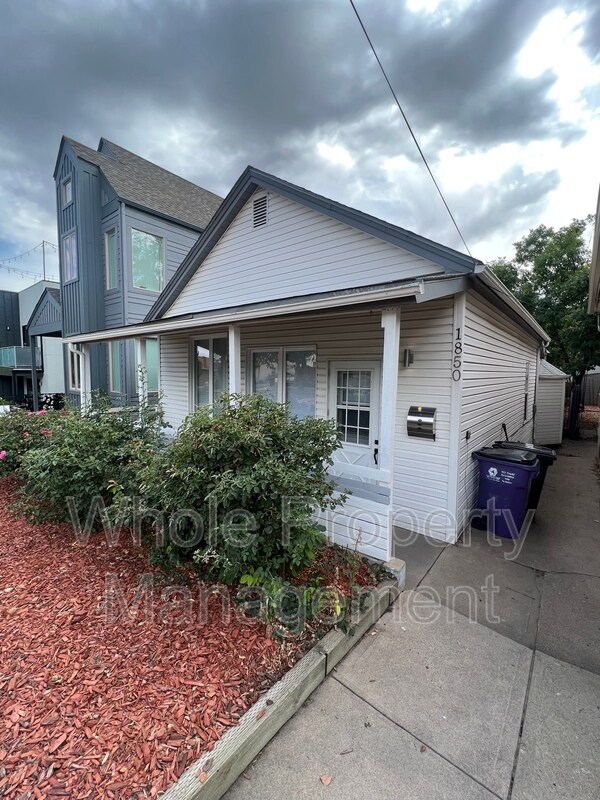 Building Photo - 1850 W 33rd Ave