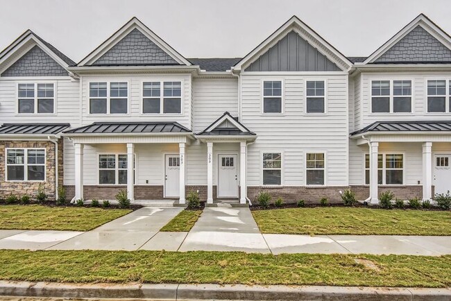 Building Photo - 231 Ansley Way