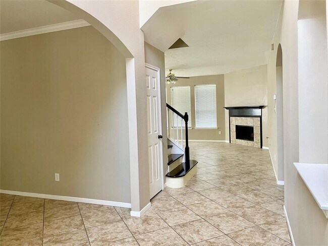 Building Photo - 5124 Arborwood Dr