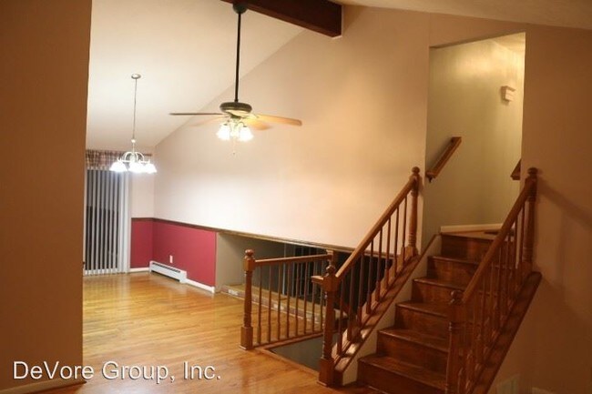 Building Photo - 4 br, 2 bath House - 8652 Martinsburg Rd