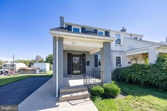 Building Photo - 561 A St