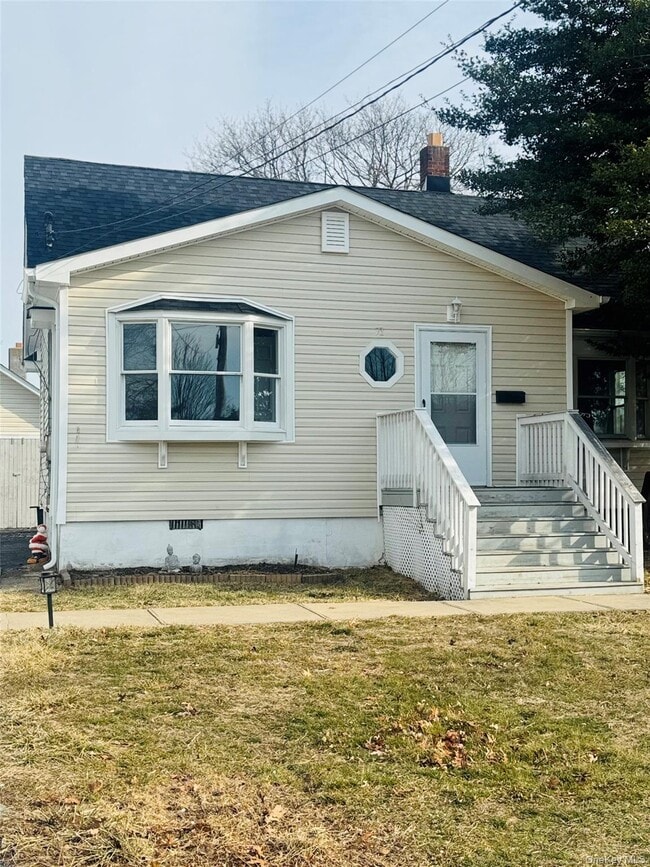 Building Photo - 71 Community Rd