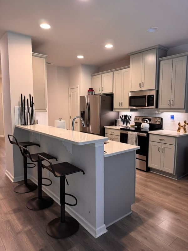 Foto del edificio - 2945 Cottage Ln