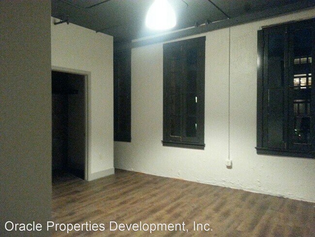 Foto del edificio - 1019-1025 Front St