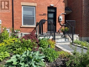 Building Photo - 451 Sunnyside Ave