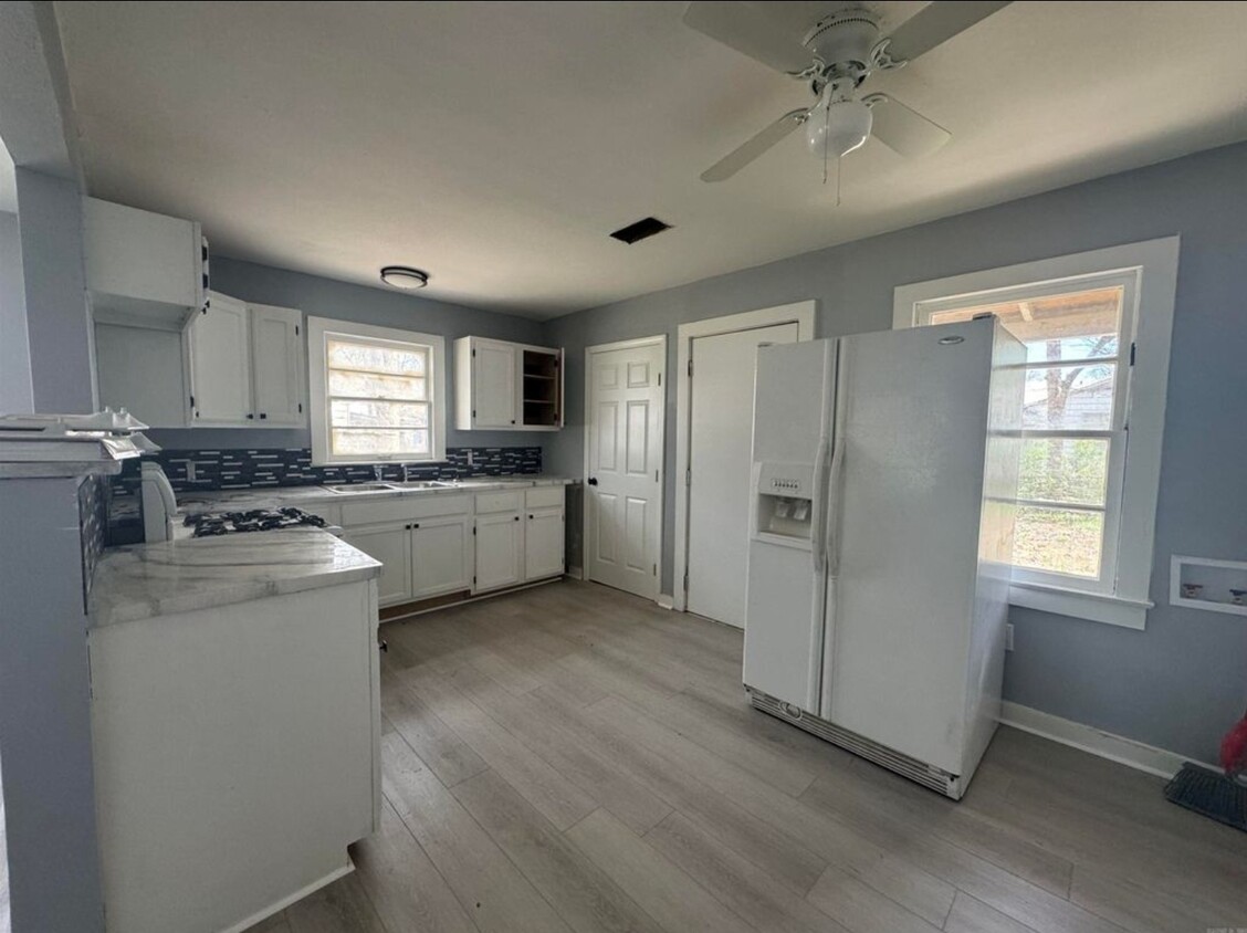 Foto principal - 706 Hyacinth St