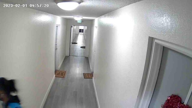 Foto del edificio - 6925 Haskell Ave