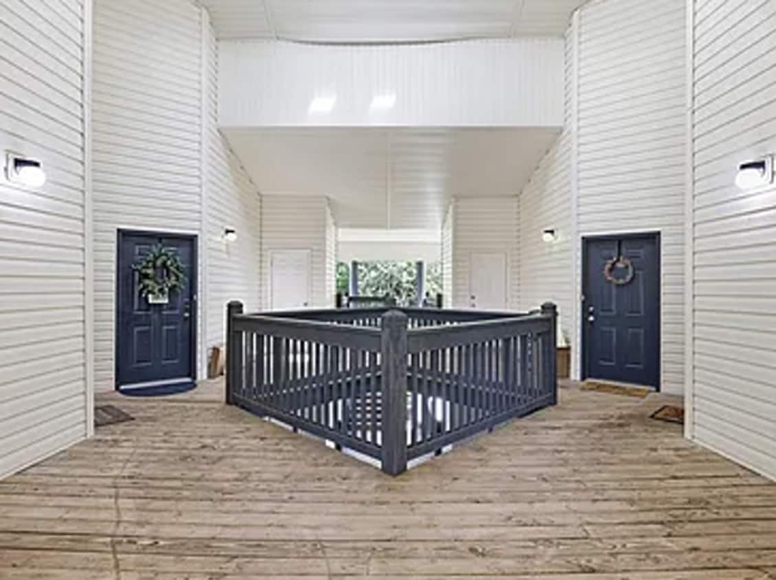 Building Photo - 131 Wexford Dr