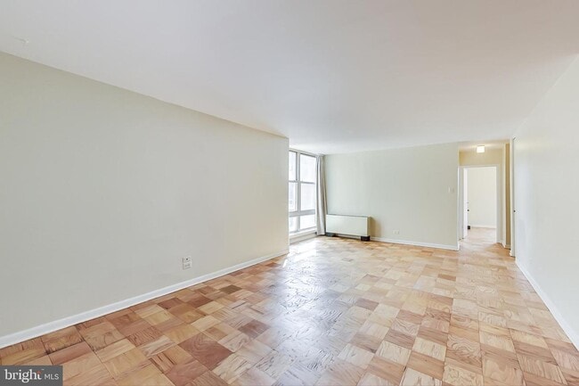 Building Photo - 1260 21st St NW