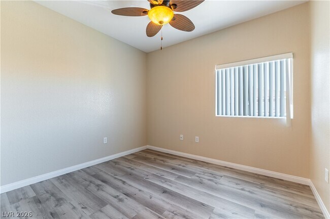 Foto del edificio - 9303 Gilcrease Ave