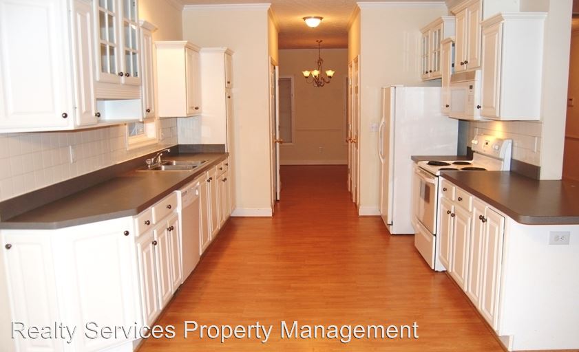 Foto del edificio - 211 Wyndhurst Dr