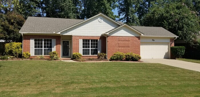 Primary Photo - 3 BD, 2 BA, Home in Cabot