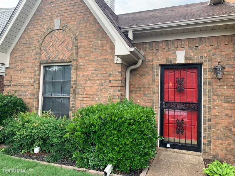 Primary Photo - 2 br, 2.5 bath Townhome - 8274 Cedar Chest Dr