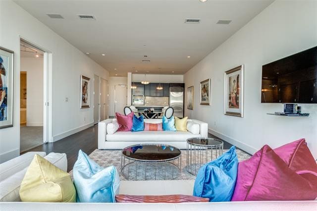 Foto principal - 2200 Victory Ave