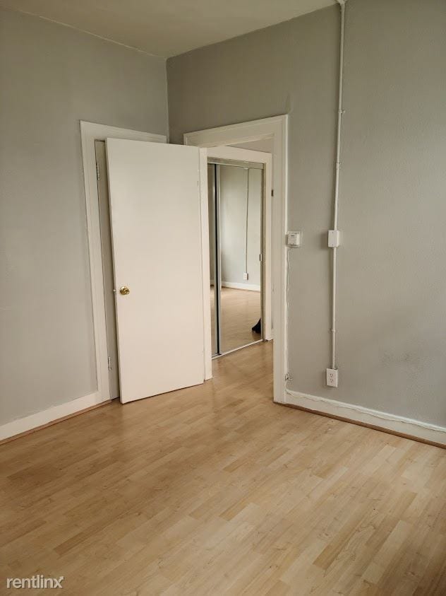 Building Photo - 1 br, 1 bath 4plex - 715 1/2 N St Andrews Pl
