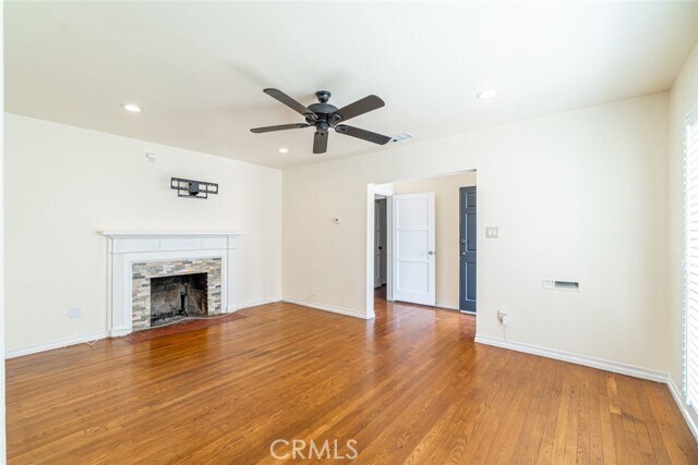 Foto del edificio - 1541 S Chester Ave