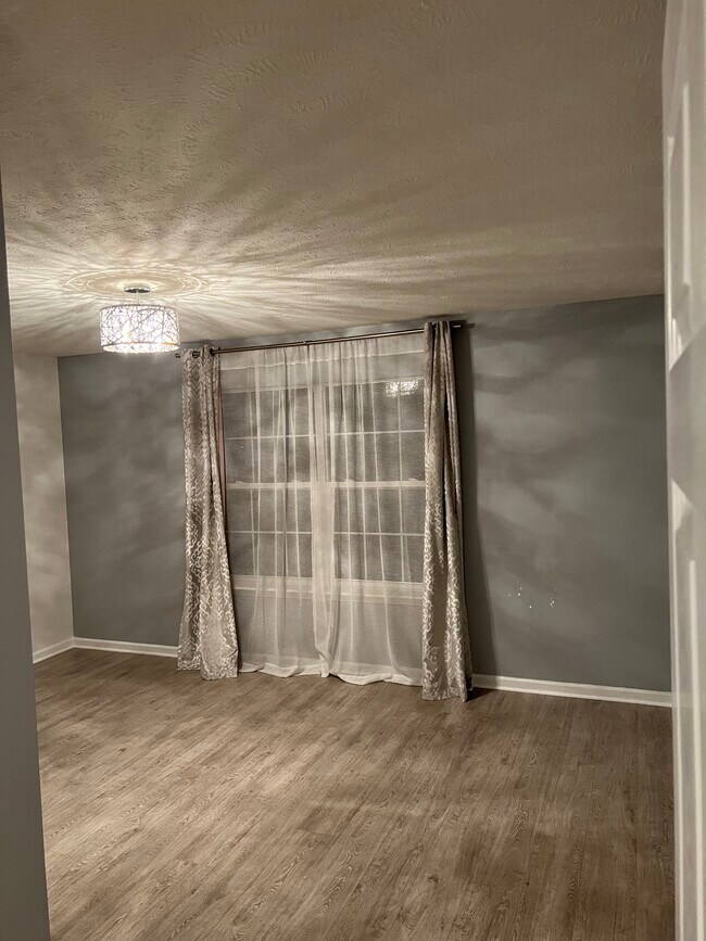 11541 Riverview Ct Unit 14, Parma Heights, OH 44130 Condo for Rent in