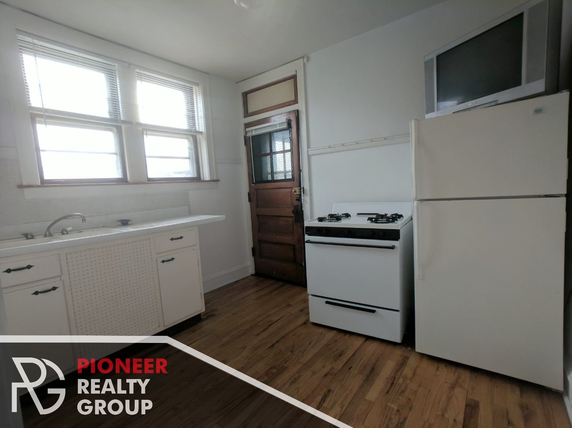 Foto principal - 2619 W Berwyn Ave