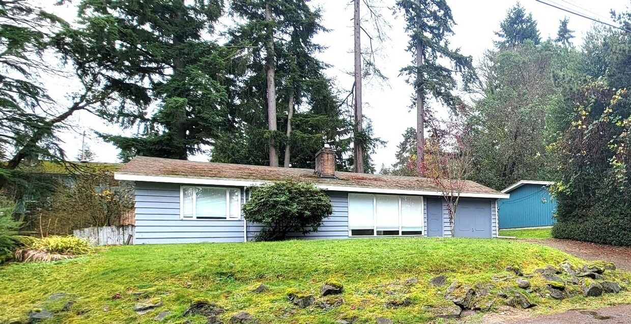 Foto principal - 3 BED 1BA Shoreline Rambler-* PENDING APPL...