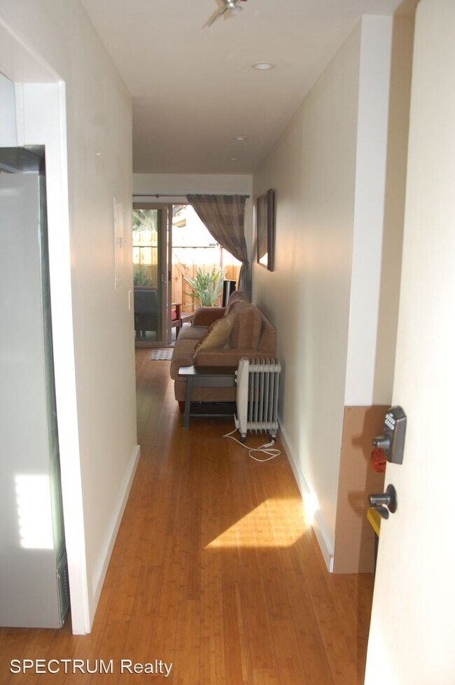 Foto del edificio - 2 br, 2 bath House - 4989 Ponderosa Way