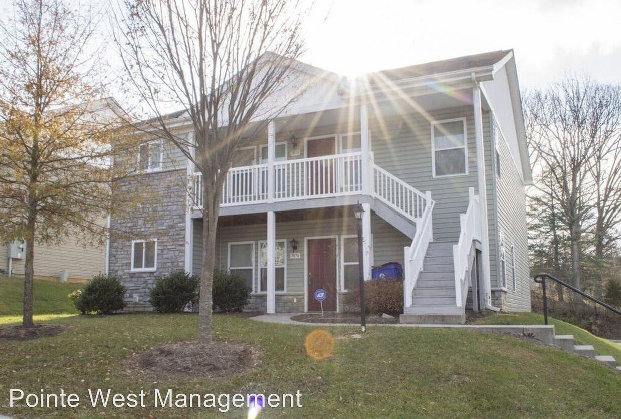 1917 Tabor Village Dr, Blacksburg, VA 24060 Room for Rent in