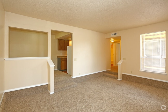 1HAB, 1BA Apartamento - 711 ft²- Sala de estar - Sunnyview Apartments