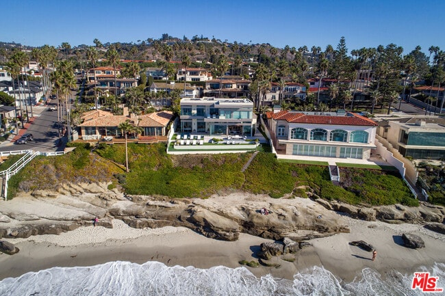 Building Photo - 6436 Camino De La Costa