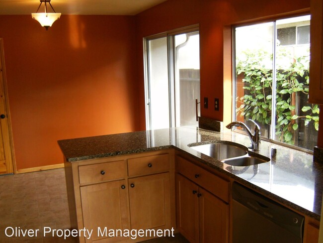 Foto del edificio - 2 br, 2 bath House - 648 Delta Way