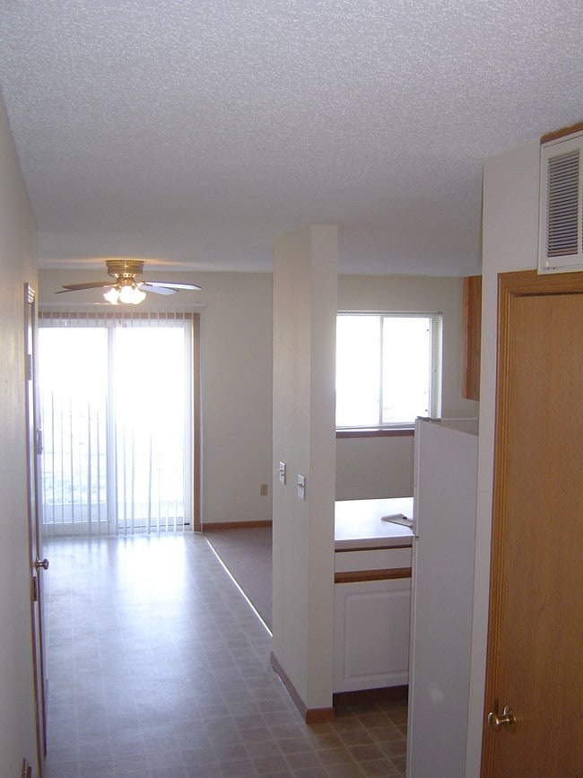 Foto del interior - Pelican Rapids Townhomes