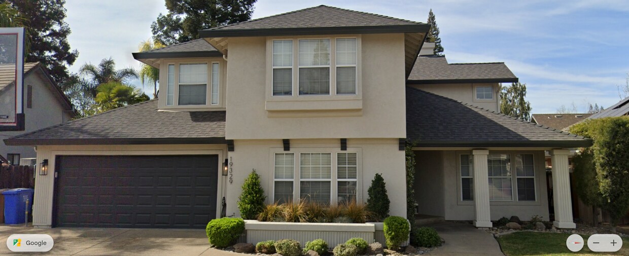 Foto del edificio - 19329 Wilderness Way