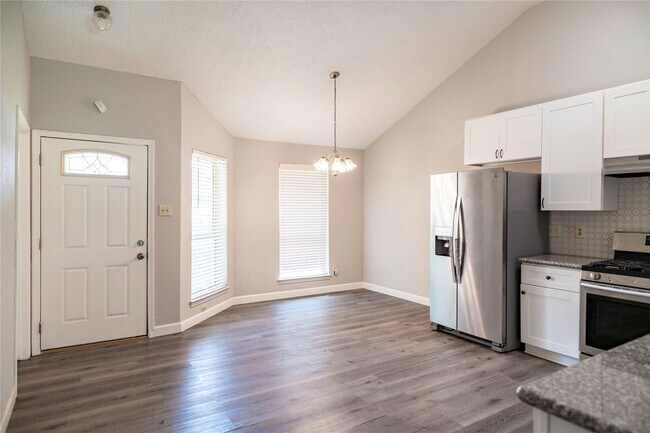 Building Photo - 17003 Enchanted Cir W