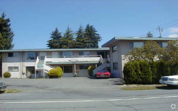 Primary Photo - The Laurel Apartments
