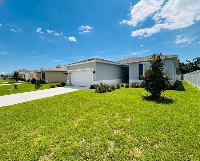 Foto del edificio - Calesa Township Sorrel Glen - Beautiful Home 4/3/2 2011 sqft ***Won't Last***