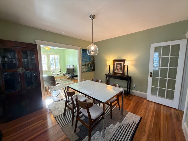 Foto del edificio - 20 Magnolia Ave