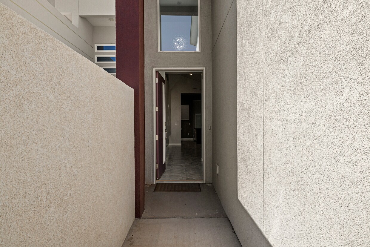 Foto del edificio - 4359 Capistrano Ave