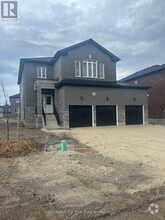 Building Photo - 59 Amber Dr