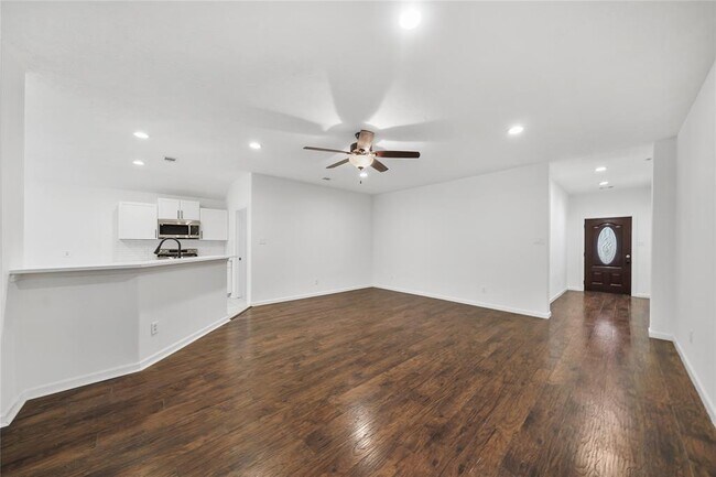 Building Photo - 6729 Hidden Colony Ln