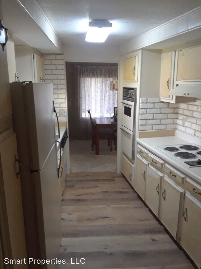 Building Photo - 2 br, 2 bath House - 1207 Skyview Blvd