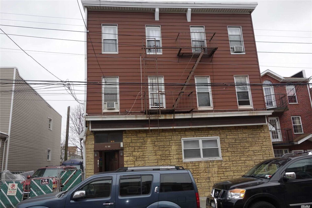 91069197 97th Ave Unit 2nd FL, Queens, NY 11416 Apartment for Rent