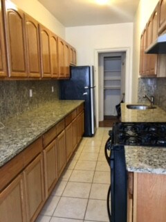 Foto del edificio - 8701 Shore Rd