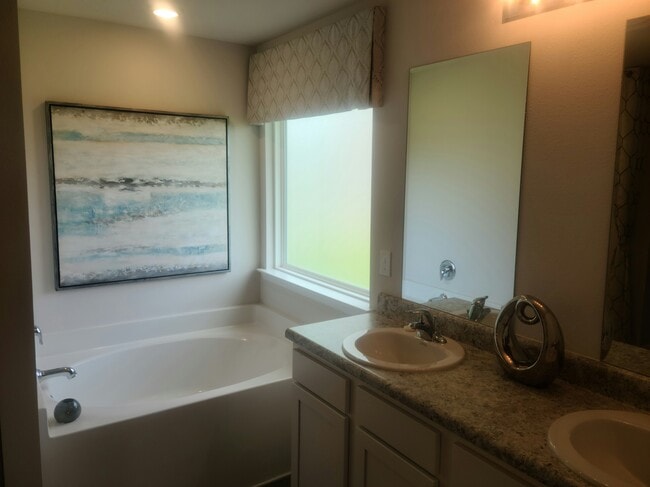 Foto del edificio - 5112 Sienna Dr