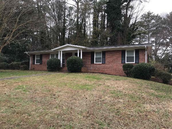 Foto principal - 629 Brownlee Rd SW