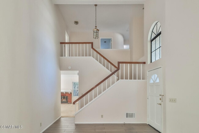 Building Photo - 2155 Meadow Brook Ct