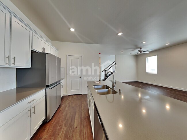 Foto del edificio - 4739 86th Ave NE