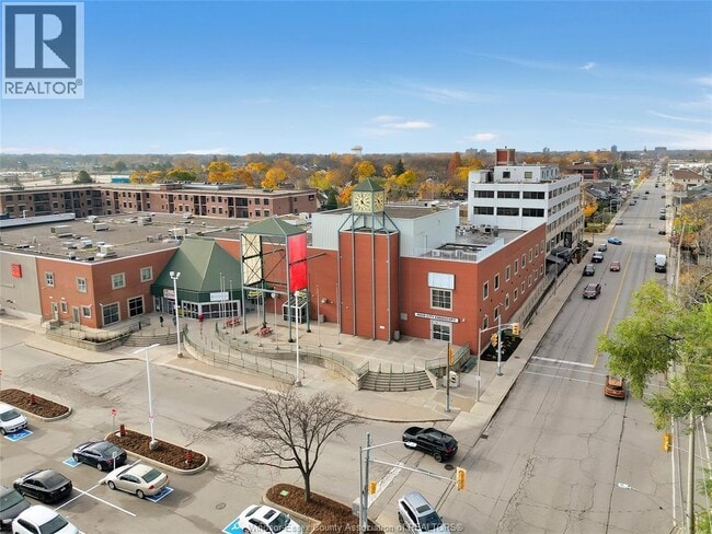 Building Photo - 2109 Ottawa St