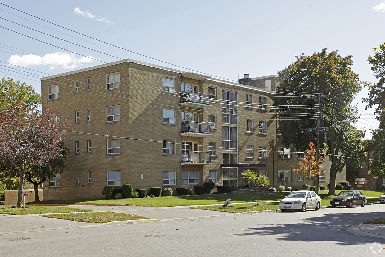 Building Photo - 177 Stephen Dr