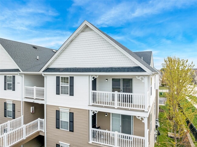 Building Photo - 6303 Spring River Dr